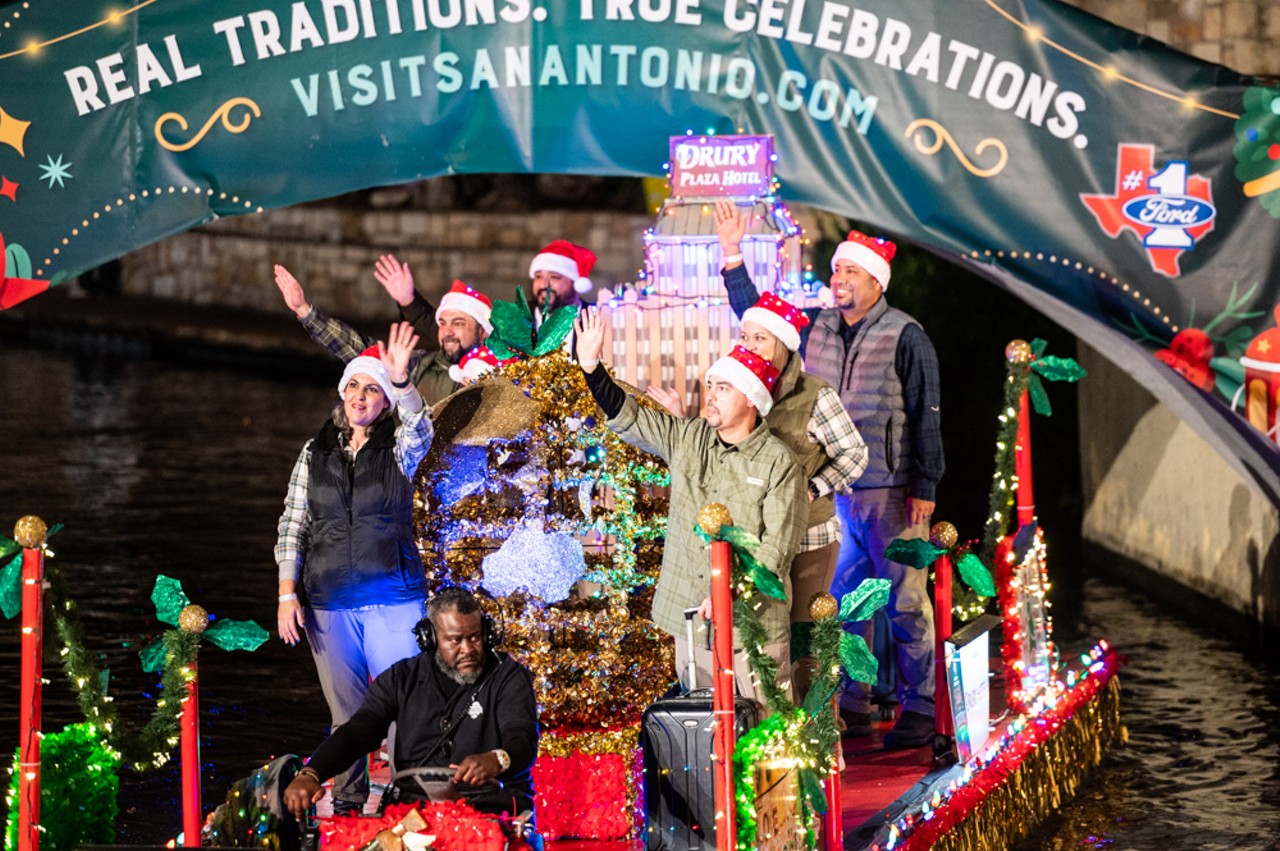 Everything we saw as San Antonio's 41th Annual Ford Holiday River Parade lit up the River Walk