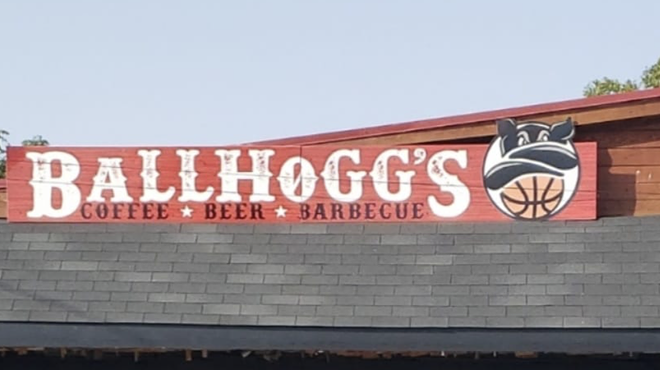 New Ballhogg's BBQ serving up brisket, pulled pork and sausage on San Antonio’s East Side