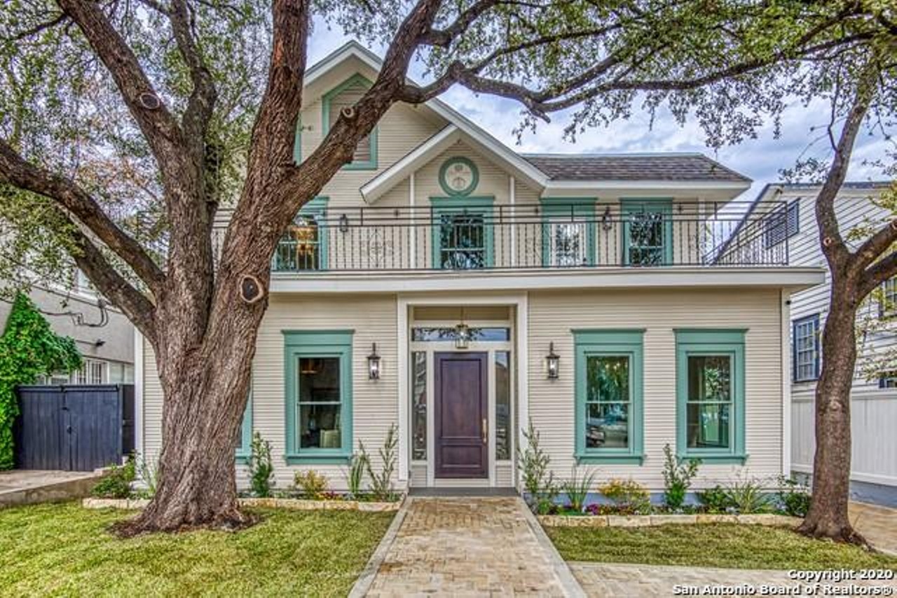 Once carved into duplex, this restored 1890 San Antonio home is now on the market