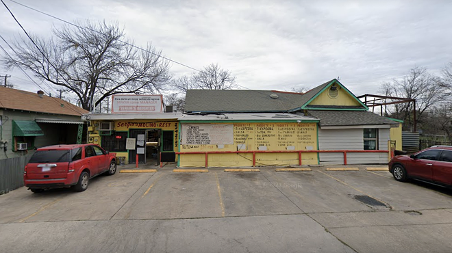 A fire broke out at Sergio’s Molino on SA's West side around 2:30 a.m. Sunday.