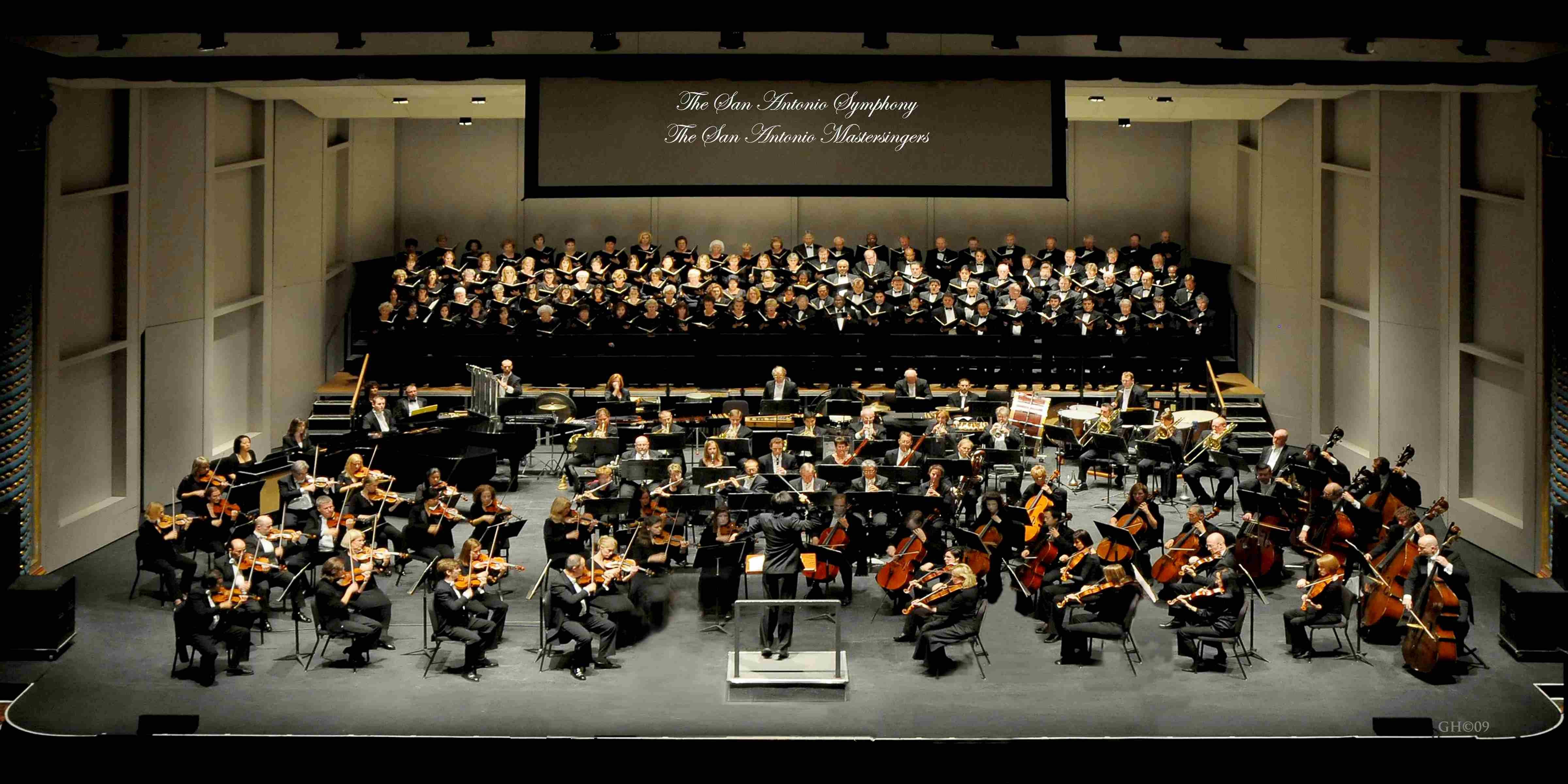 symphony-and-chorus-wo-singers-sept-09jpg