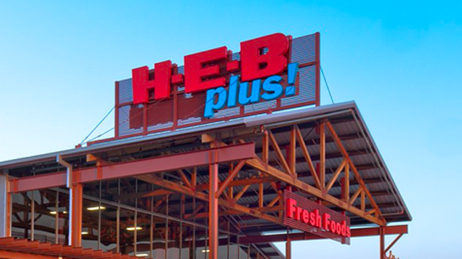 With Texas' state mandate lifted, H-E-B will now continue to "expect" customers to wear face masks while shopping.