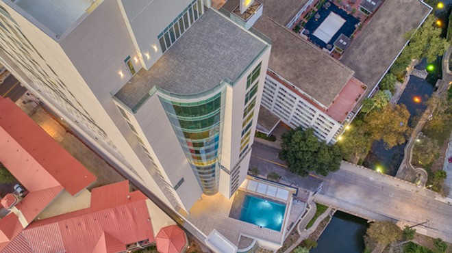 Want to throw yourself off a 21-story high-rise hotel? This event is for you.