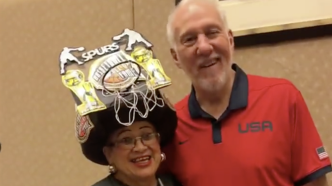 Spurs superfan and Gregg Popovich share viral moment