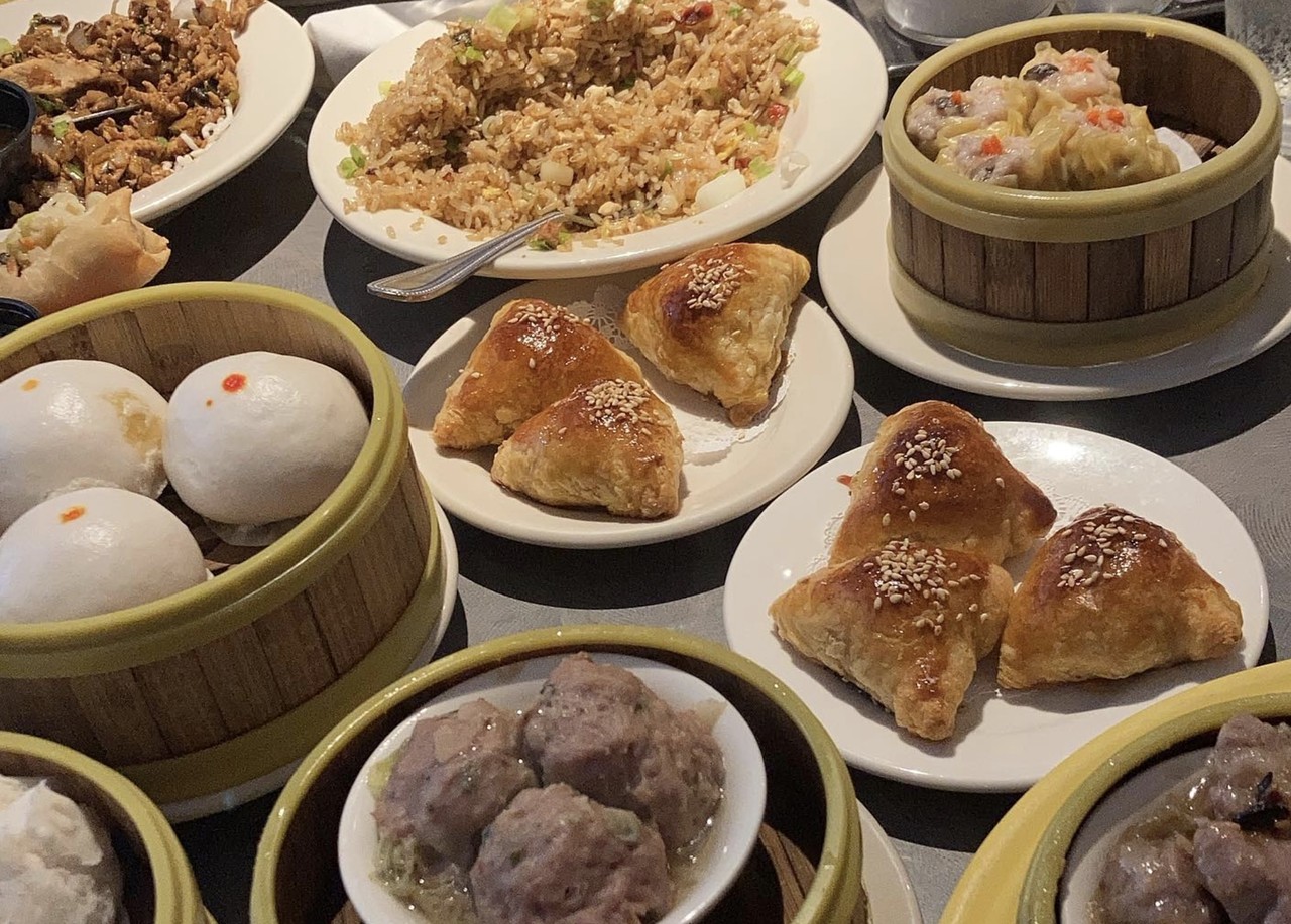 Best Chinese Restaurant
Golden Wok, Multiple locations, goldenwoksa.com
Photo via Instagram / criollo_papi