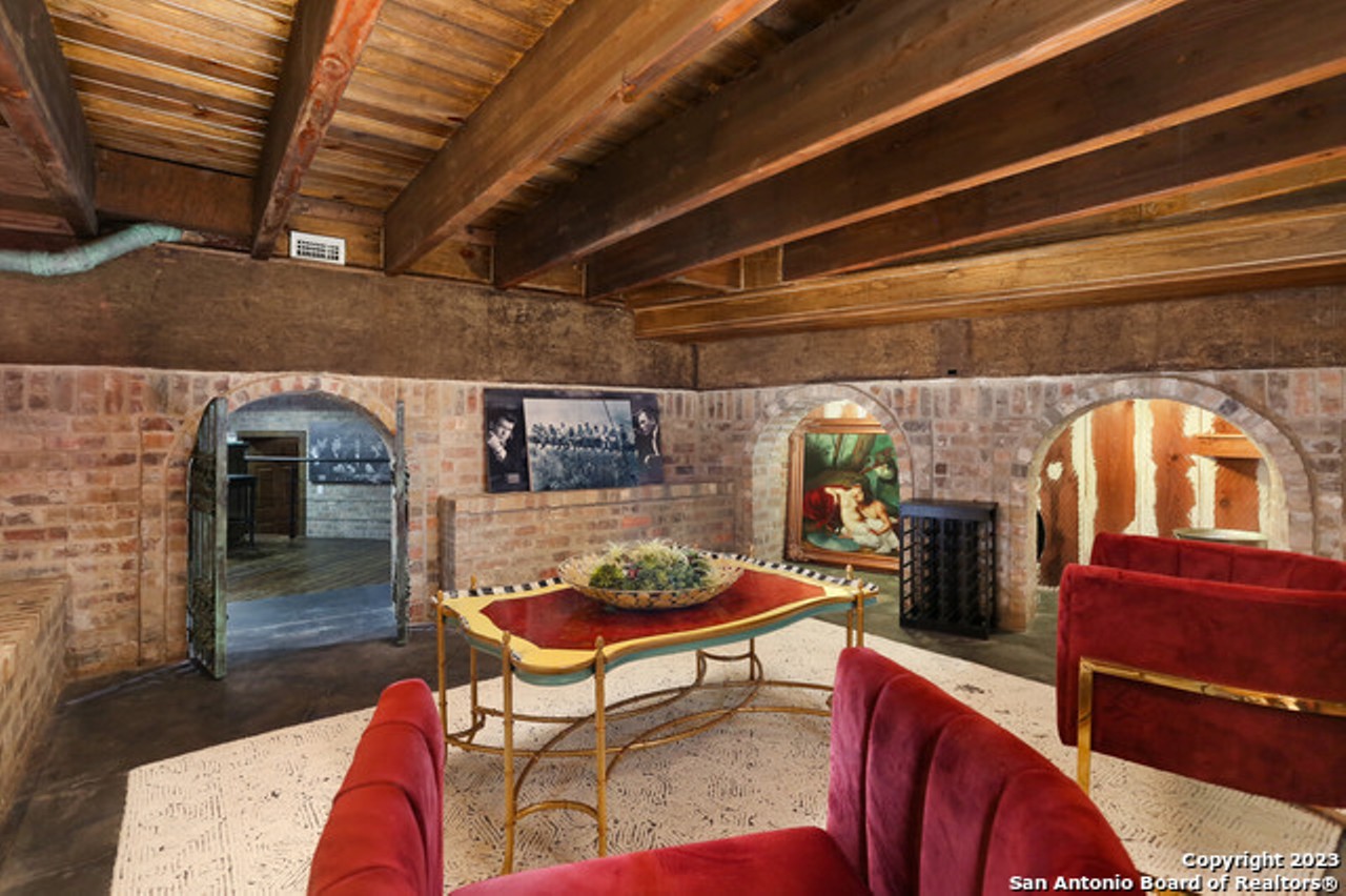 These 3 high-end San Antonio homes for sale have rare basements