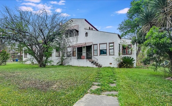 This $550,000 San Antonio home is one of the last fixer-uppers left in Monte Vista