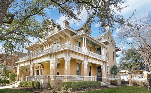 https://media1.sacurrent.com/sacurrent/imager/this-historic-san-antonio-home-designed-by-the-mcnays-architect-is-back-on-the-market/u/golden-s/33487412/fre_1.jpg?cb=1704490397