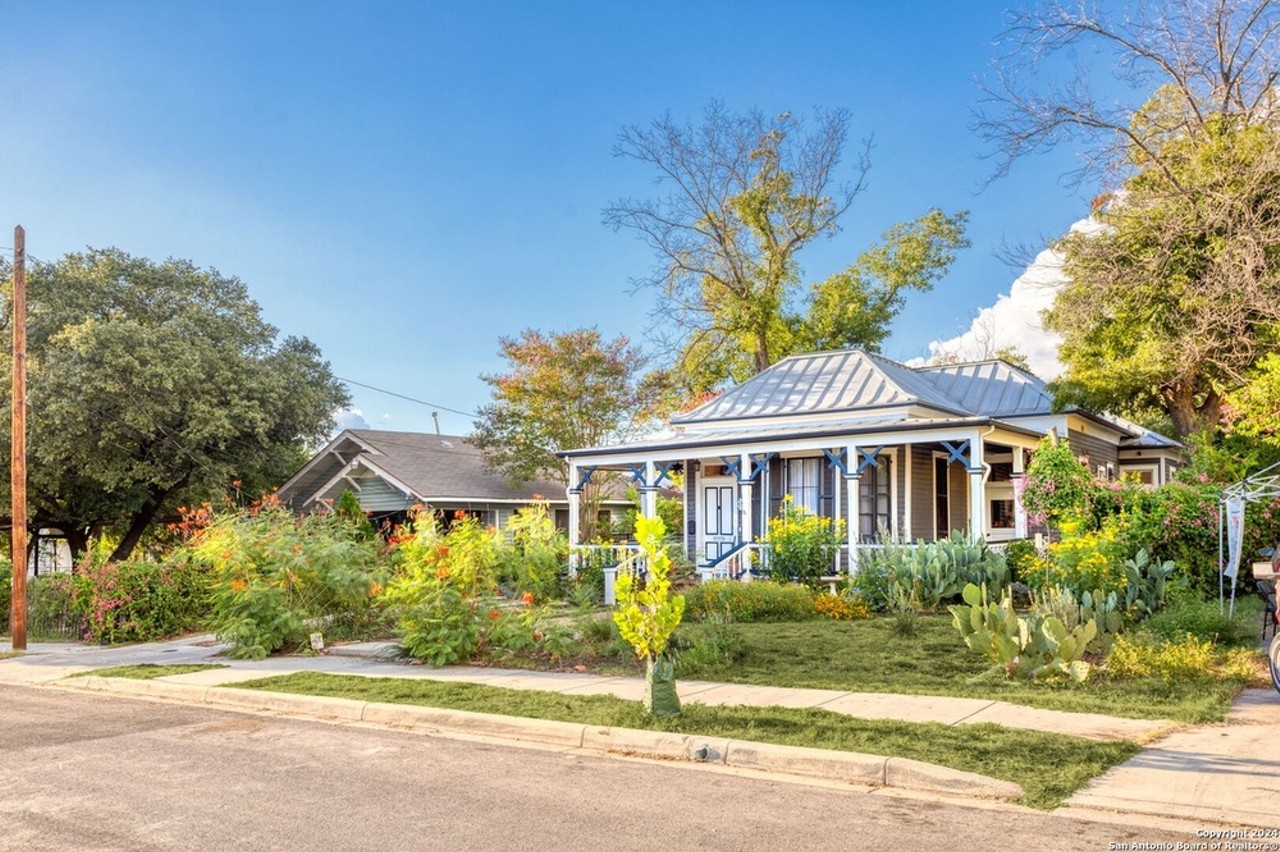 This San Antonio home for sale was once owned by a tobacco heir