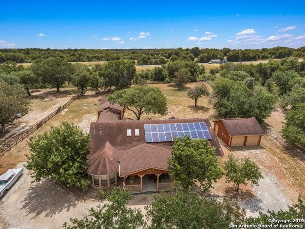 This Southside San Antonio Home for Sale Is a Solar-Powered Nature Lover's Hideaway