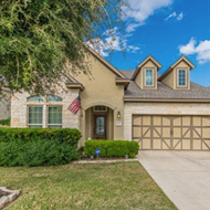 San Antonio Spur Lonnie Walker IV just bought this $544,500 home