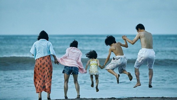 Stealing Our Heart: Shoplifters Explores the True Meaning of Family with Tenderness and Empathy (2)