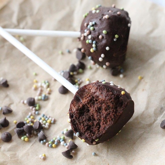 The Plantyful Sweets bakery whips up feel-good treats such as these CBD-infused brownie cake pops. - INSTAGRAM / PLANTYFULSWEETS