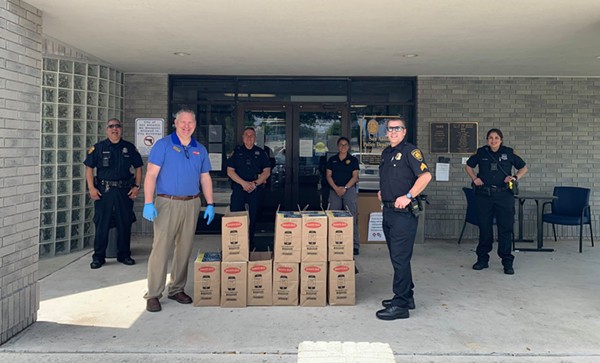 Jason’s Deli delivers lunch to the San Antonio Police Department’s South Substation. - Courtesy / The Shops at Alamo Ranch