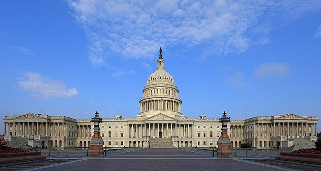 The U.S. Capitol - Wikimedia Commons / Martin Falbisoner
