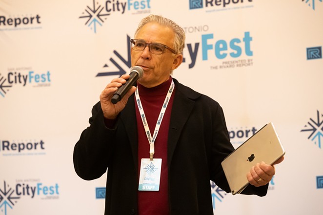 Rivard Report Publisher and Editor Bob Rivard speaks at a public event. Apparently, even as he scales back his management role, he'll continue to utilize his gift of gab. - FACEBOOK / SAN ANTONIO REPORT