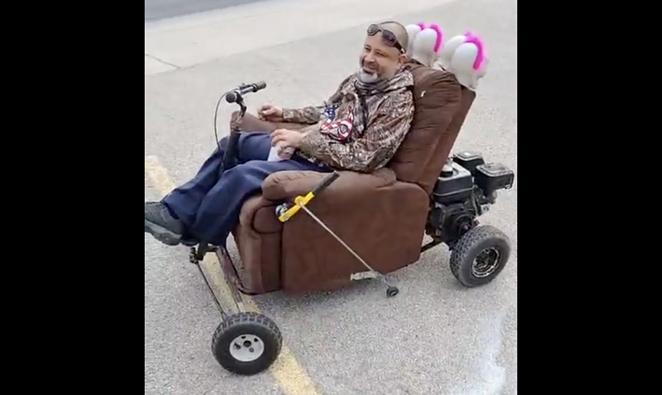 San Antonio man goes viral with puro mode of transport: a motorized recliner