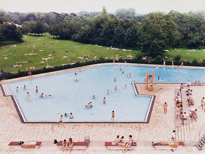 Andreas Gurksy, Ratingen Schwimmbad (Swimming Pool)