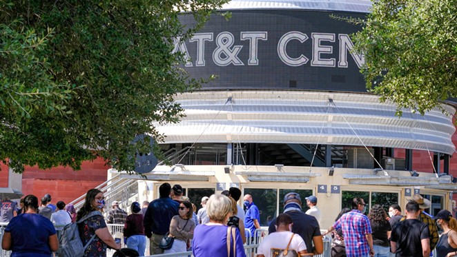 Voters flock to the AT&T Center on November 3. Local officials hope Spurs Sports and Entertainment has better luck changing public behavior than they did. - TWITTER / AT&T CENTER