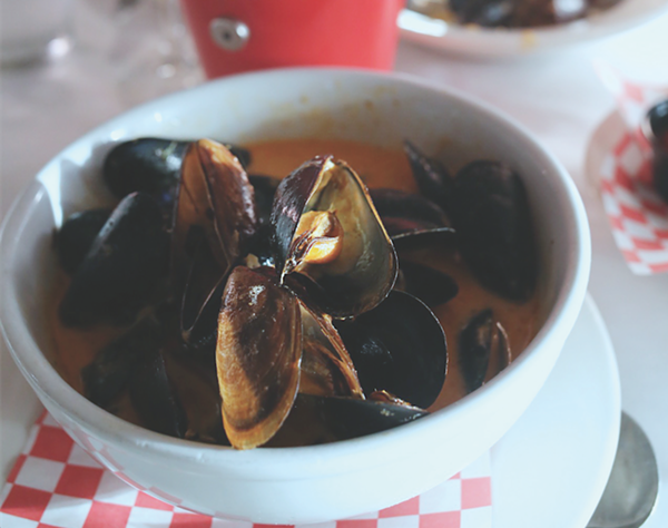 Mussels from La Frite - Photo by Rob Carr