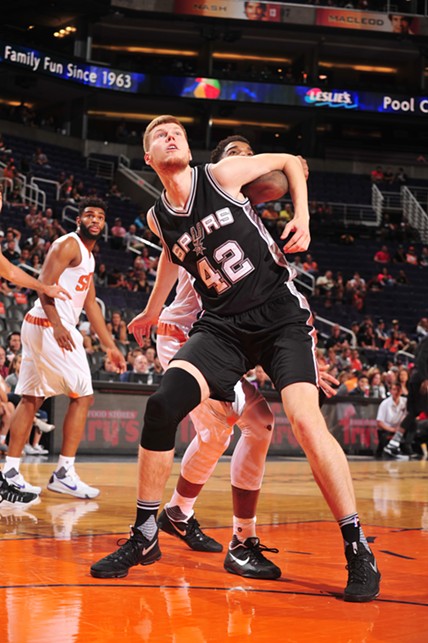 Davis Bertans Might Be The New Spur to Watch This Season