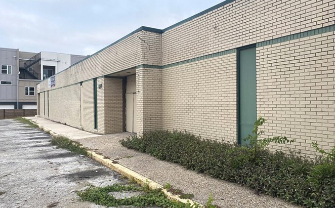The former site of the Alternative Clubs Inc., or ACI, men’s bathhouse is located on the 800 block of East Elmira. - Ben Olivo / San Antonio Heron