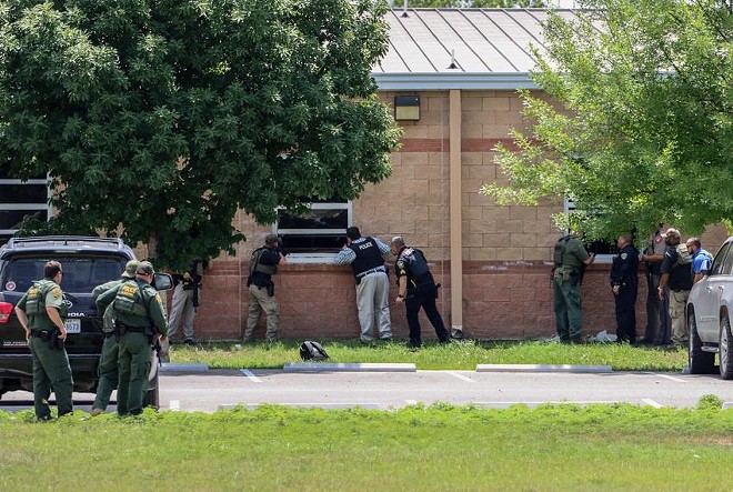 Authorities prepared to evacuate students and teachers May 24 after a gunman entered Robb Elementary School in Uvalde. - Courtesy of Pete Luna / Uvalde Leader News