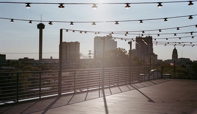 The Skyline offers uninterrupted views of downtown San Antonio. - Instagram / squintedcinema