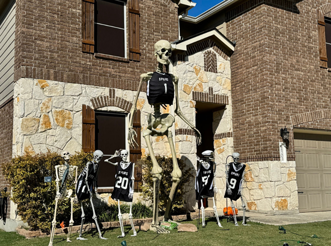 This group of skeletons wearing Spurs jerseys has gone viral. We'll let you guess which one is supposed to be Wemby. - X / @rowdyrealtor210