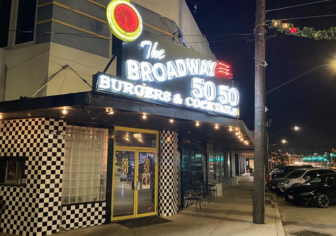 The Broadway 5050 has been a longtime Alamo Heights gathering place. - Sanford Nowlin