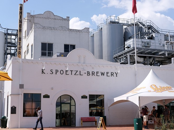 The Spoetzl brewery is known for producing the popular Texas beer Shiner Bock. – Photo via Shutterstock / Juio DB