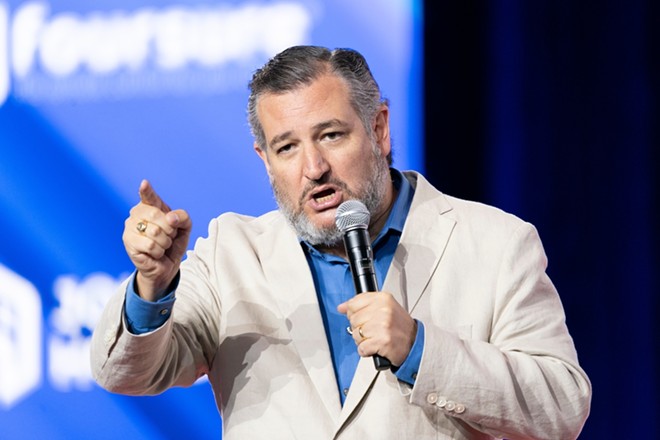 Cruz speaks during CPAC Texas 2022 conference at the Hilton Anatole in Dallas. - Shutterstock / lev radin