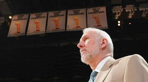 Coach Popovich Reportedly Gave a $5,000 Tip at a Memphis Restaurant