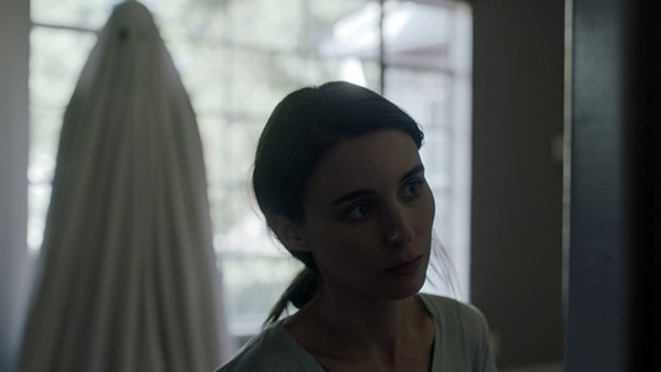 A Ghost Story Director David Lowery Talks Life After Death, Ambiguous Movie Endings (6)