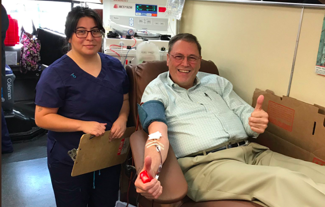 District 9 Councilman John Courage giving blood to victims of Sutherland Springs on Monday, Nov. 7. - TWITTER / @VOTEMANNY