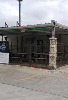 Family-friendly burger spot taking over former Big Lou's Burgers location in East San Antonio