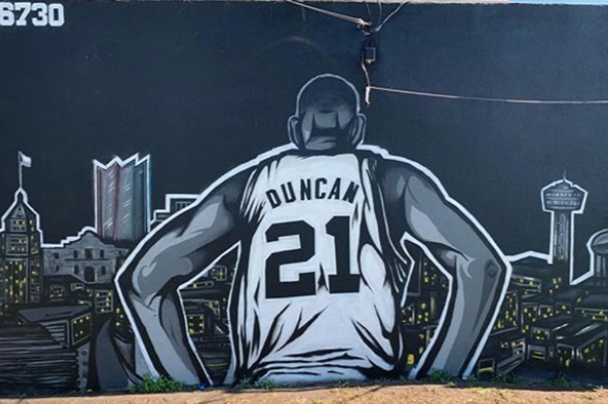 Centro San Antonio reveals Houston Street Garage Spurs mural