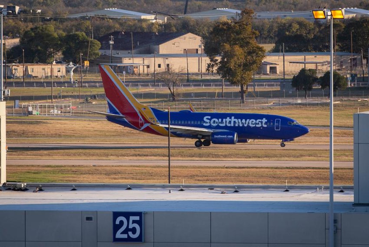 Southwest Airlines' holiday meltdown brings on federal