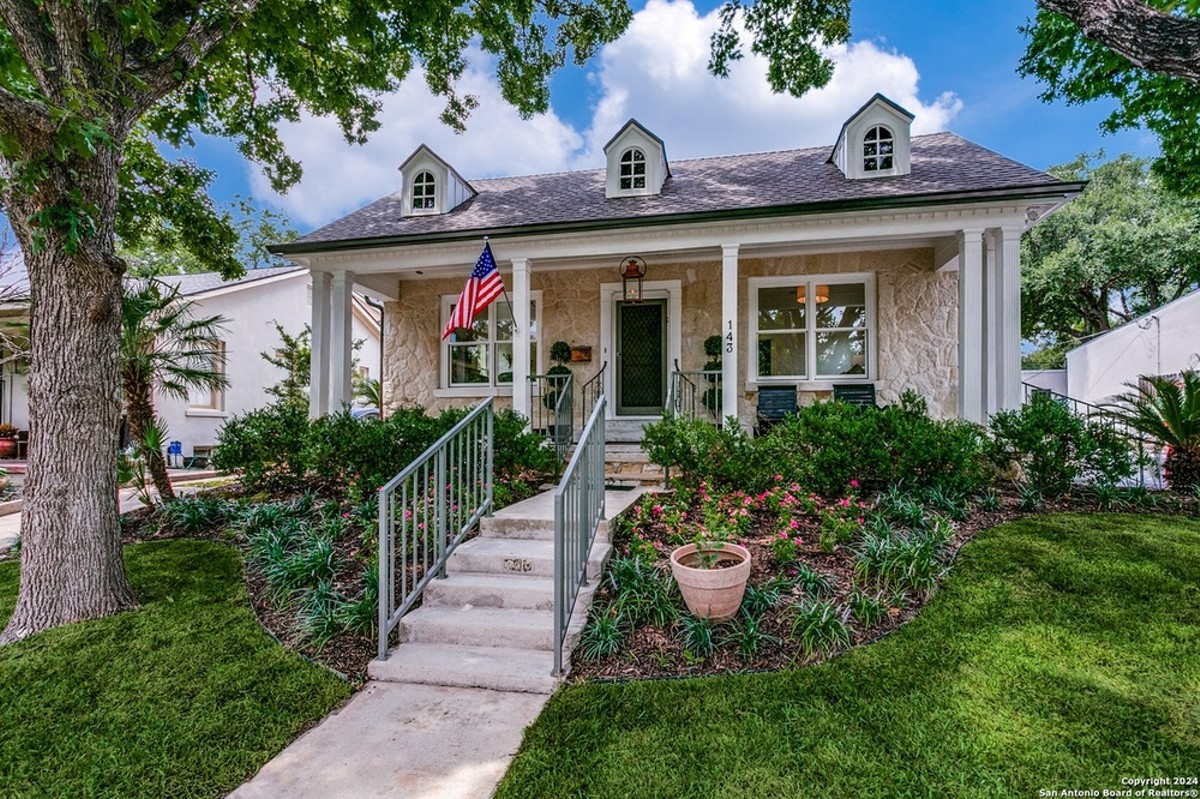 An English-style cottage for sale in Alamo Heights has been given new life by a designer couple | San Antonio