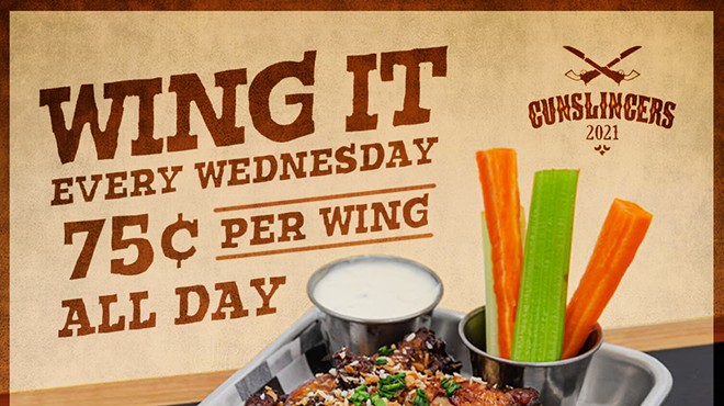 Wing It Wednesday at Gunslingers